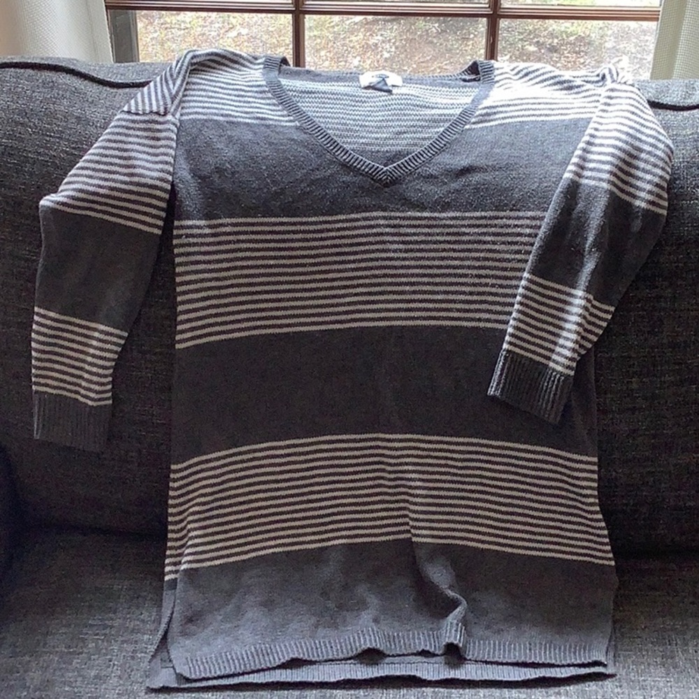 Maternity sweater
